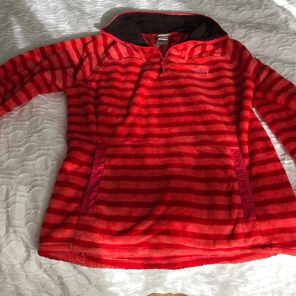 North face fleece sweatshirt
